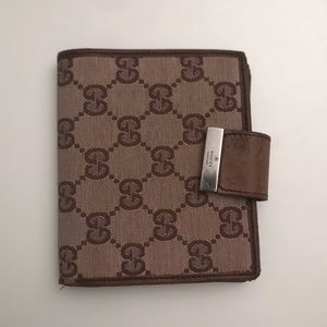 SOLD: ❤️Gucci❤️ Monogram Bifold Wallet